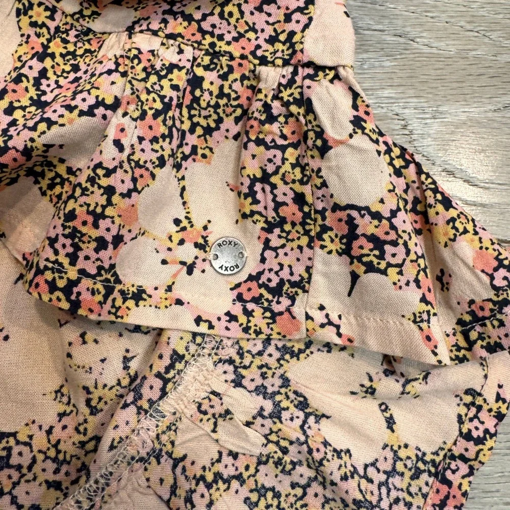 Roxy Floral Print Ruffle Tiered Mini Skirt Face to Love Xsmall XS Peach Pink‎